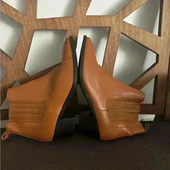 Chelsea Calla ankle boot.size 40 used like a New - Picture 7 of 9